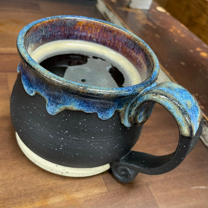 Festive Friday - November 14 - Weekend Mug Making Class
